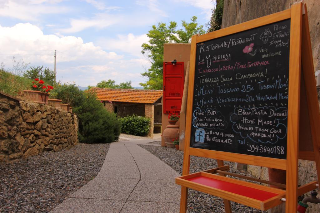 Fattoria Della Gioiosa - Agriturismo La Gelinda Guest House กาซาเล มาริตติโม ภายนอก รูปภาพ